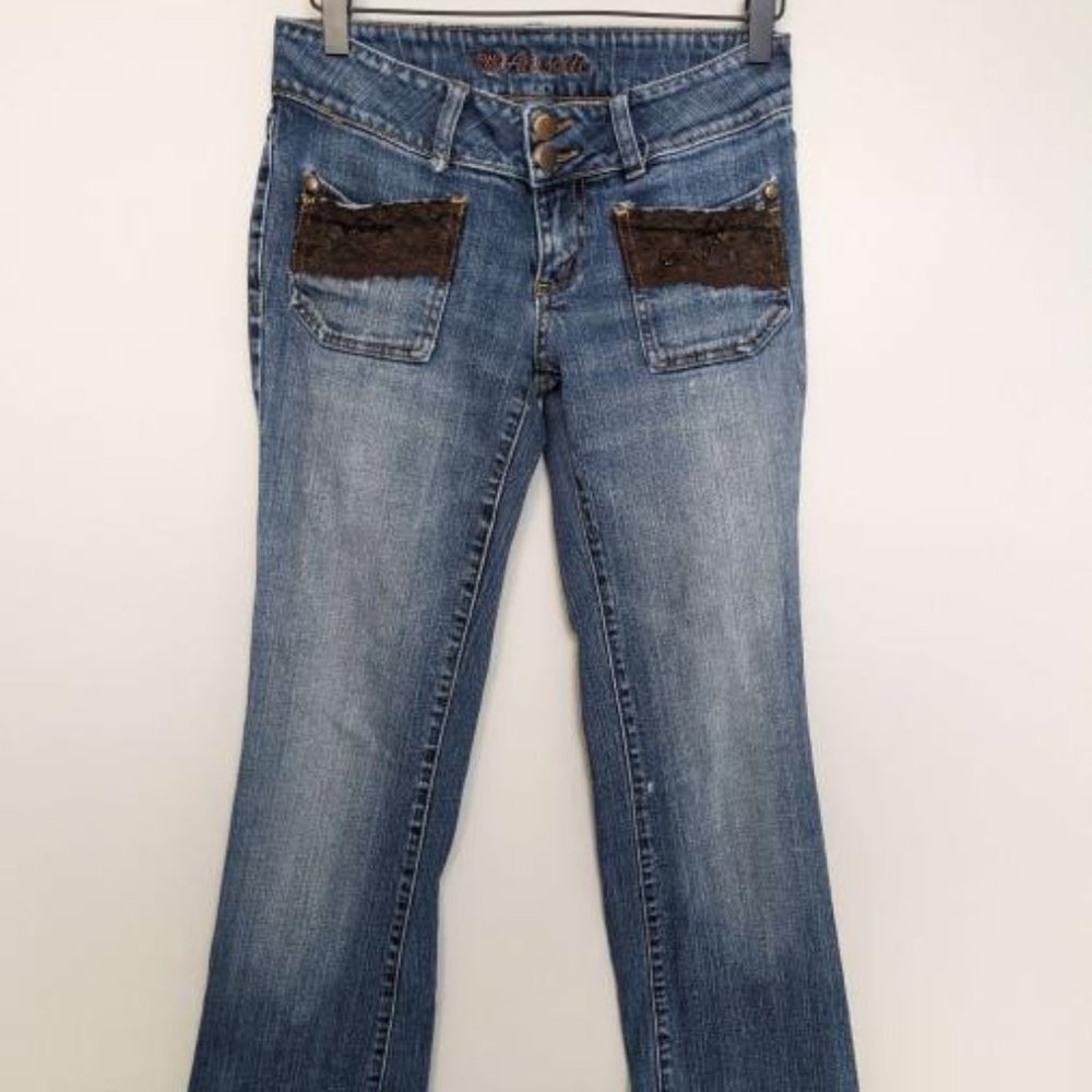 Anisette Jean's Woman's/Juniors Size 1 Blue Jeans With Embroidery and lace